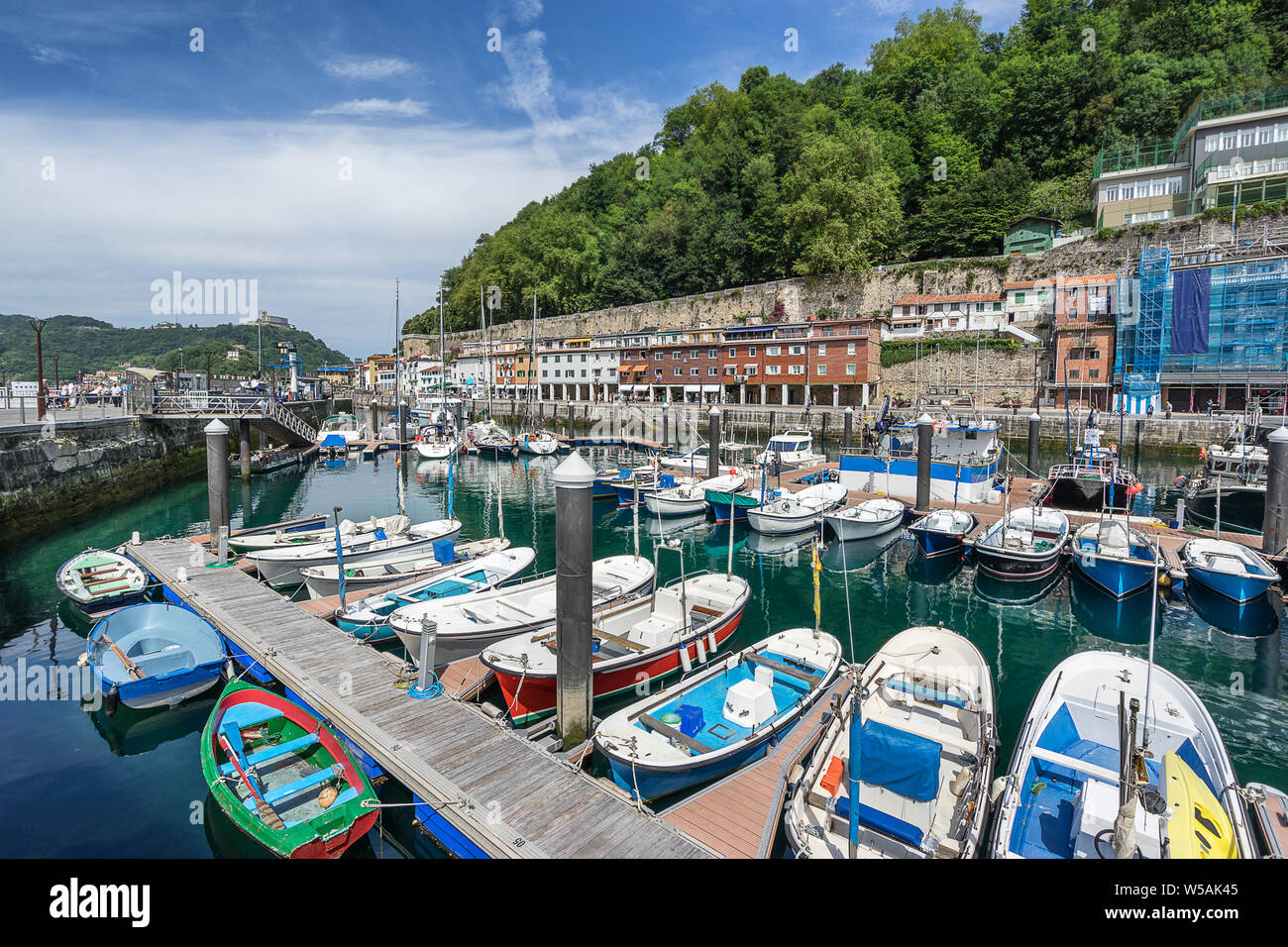Il porto di San Sebastian Donestia spagna Foto Stock