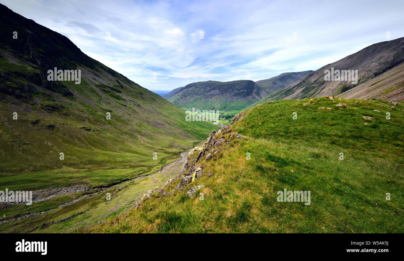 Yewbarrow e testa Wasdale da scoppio Knott Foto Stock