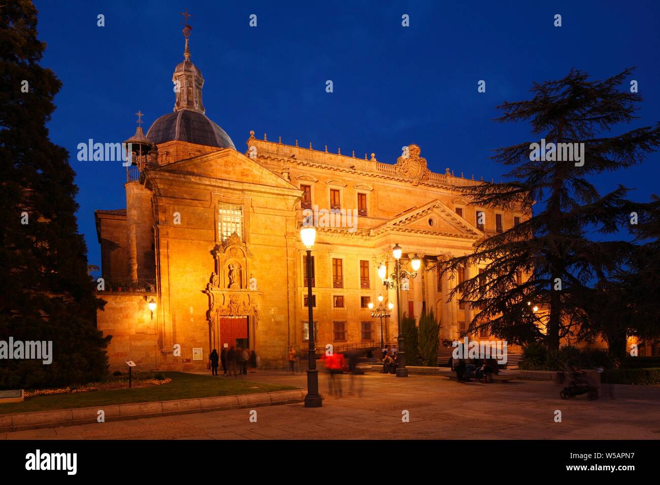Chiesa di San Sebastiano, Colegio de Anaya, Plaza de Anaya Square, Salamanca, Castilla y Leon, Castilla y León, Spagna Foto Stock