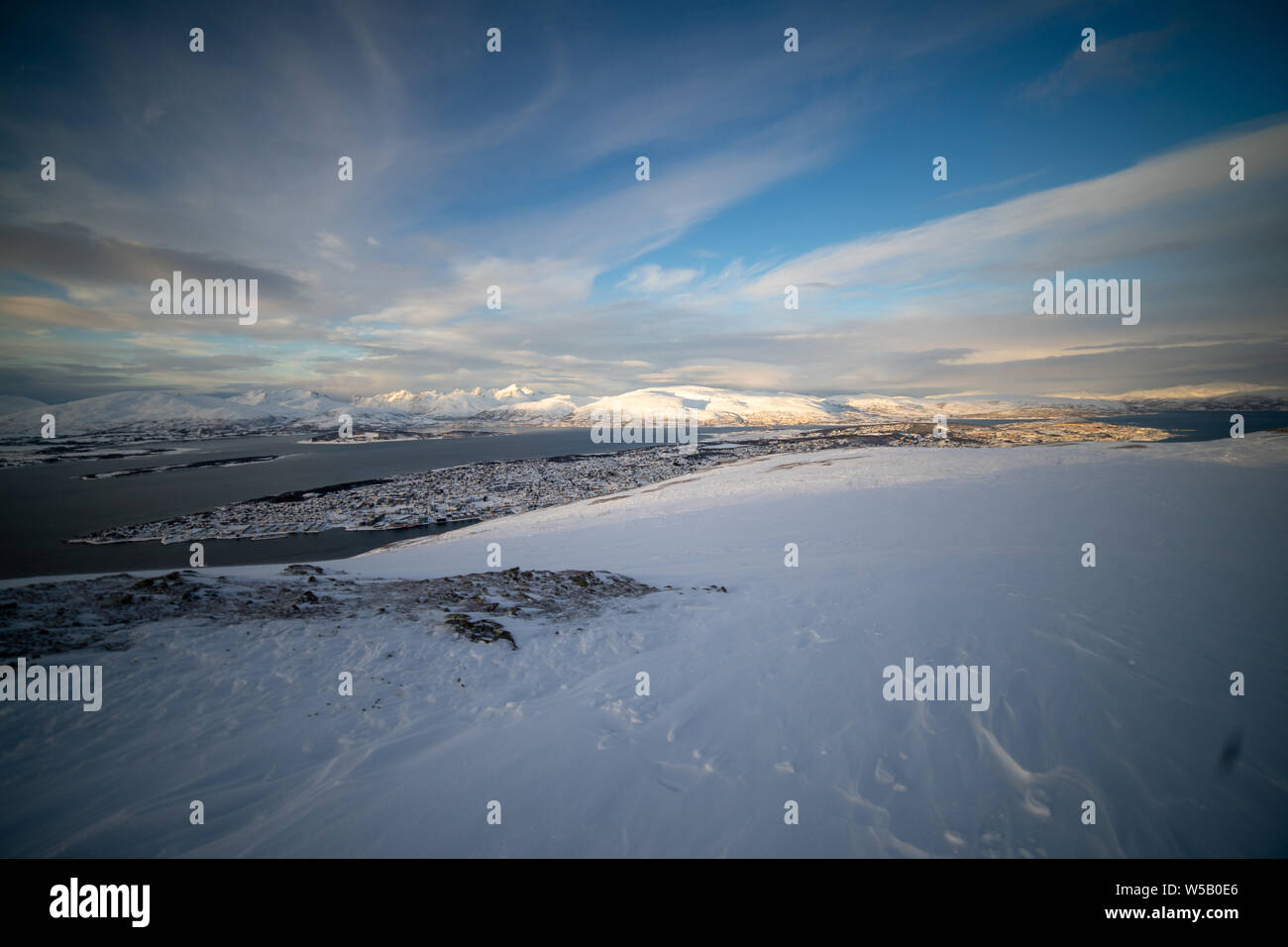 Aussicht, auf Tromsö, Norwegen, von Fjellheisen, aus, im inverno Foto Stock