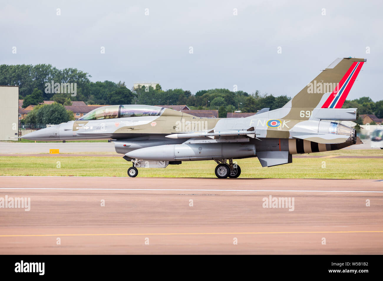 Swedish Air Force C-130H Hercules catturato al 2019 Royal International Air Tattoo di Fairford RAF. Foto Stock