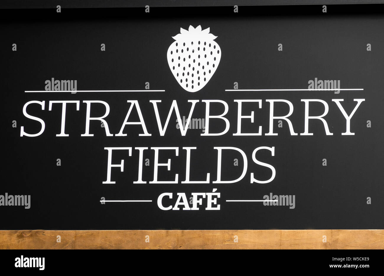 Strawberry Fields Cafe su Mathew Street in Liverpool Foto Stock