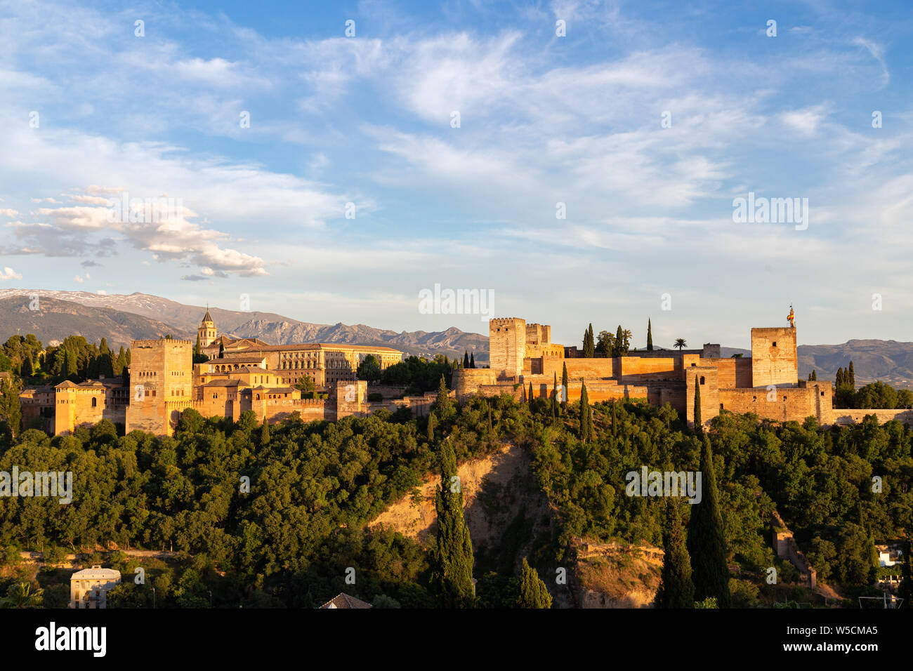 Bella vista del Palazzo dell'Alhambra di Granada, Spagna Foto Stock