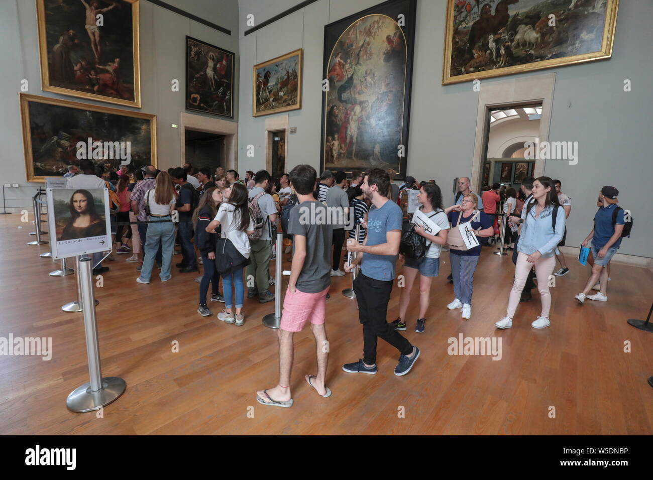 La Mona Lisa temporaneamente sul display nella Galerie MEDICIS Foto Stock