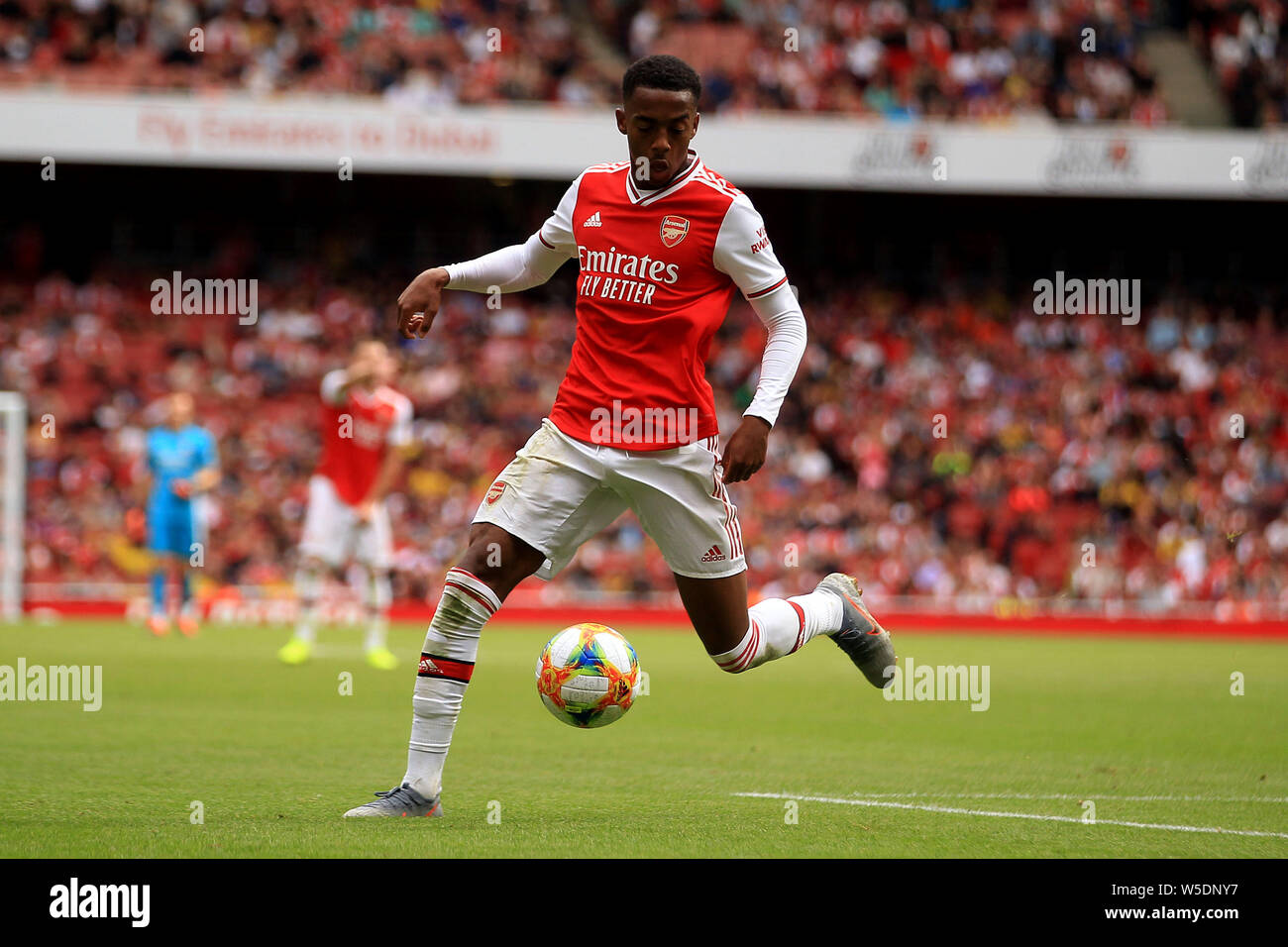Londra, Regno Unito. 28 Luglio, 2019. Joe Willock dell'Arsenal in azione. Emirates Cup 2019 corrispondono, Arsenal v Lione presso l'Emirates Stadium di Londra domenica 28 luglio 2019. Questa immagine può essere utilizzata solo per scopi editoriali. Solo uso editoriale, è richiesta una licenza per uso commerciale. Nessun uso in scommesse, giochi o un singolo giocatore/club/league pubblicazioni . pic da Steffan Bowen/Andrew Orchard fotografia sportiva/Alamy Live news Credito: Andrew Orchard fotografia sportiva/Alamy Live News Foto Stock