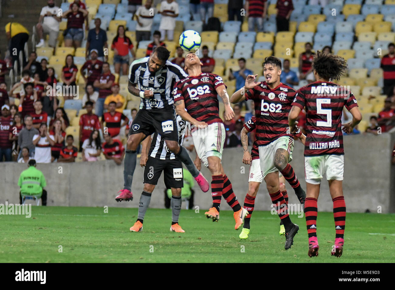 Rio De Janeiro, Brasile. 28 Luglio, 2019. Durante il Flamengo x Botafogo, partita valevole per il dodicesimo round del campionato brasiliano, tenutasi al Maracanã stadium, situato nella città di Rio de Janeiro, questa domenica (28). Credito: Nayra Halm/FotoArena/Alamy Live News Foto Stock