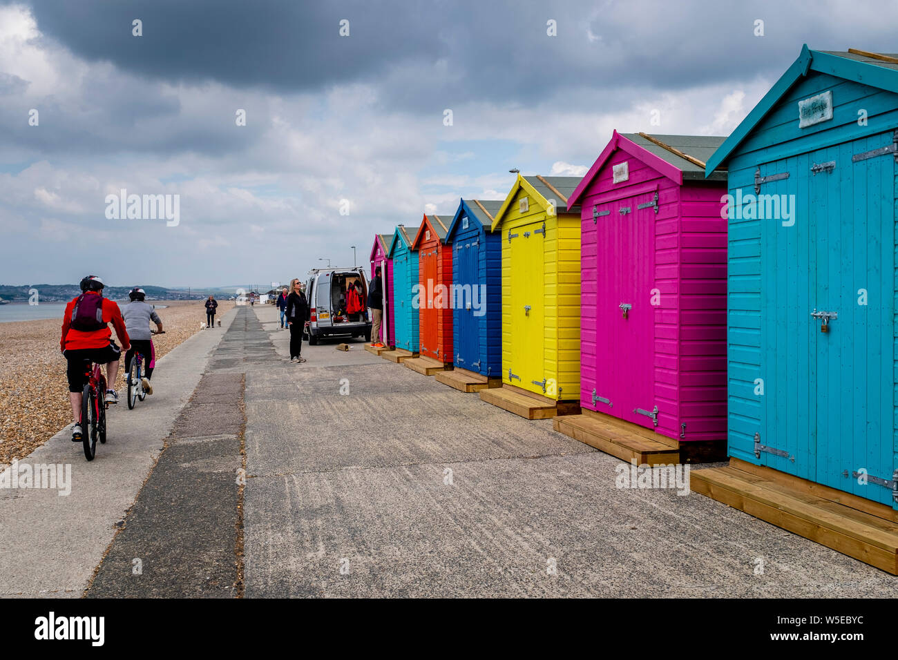 Pittoresca spiaggia di capanne, Seaford, East Sussex, Regno Unito Foto Stock