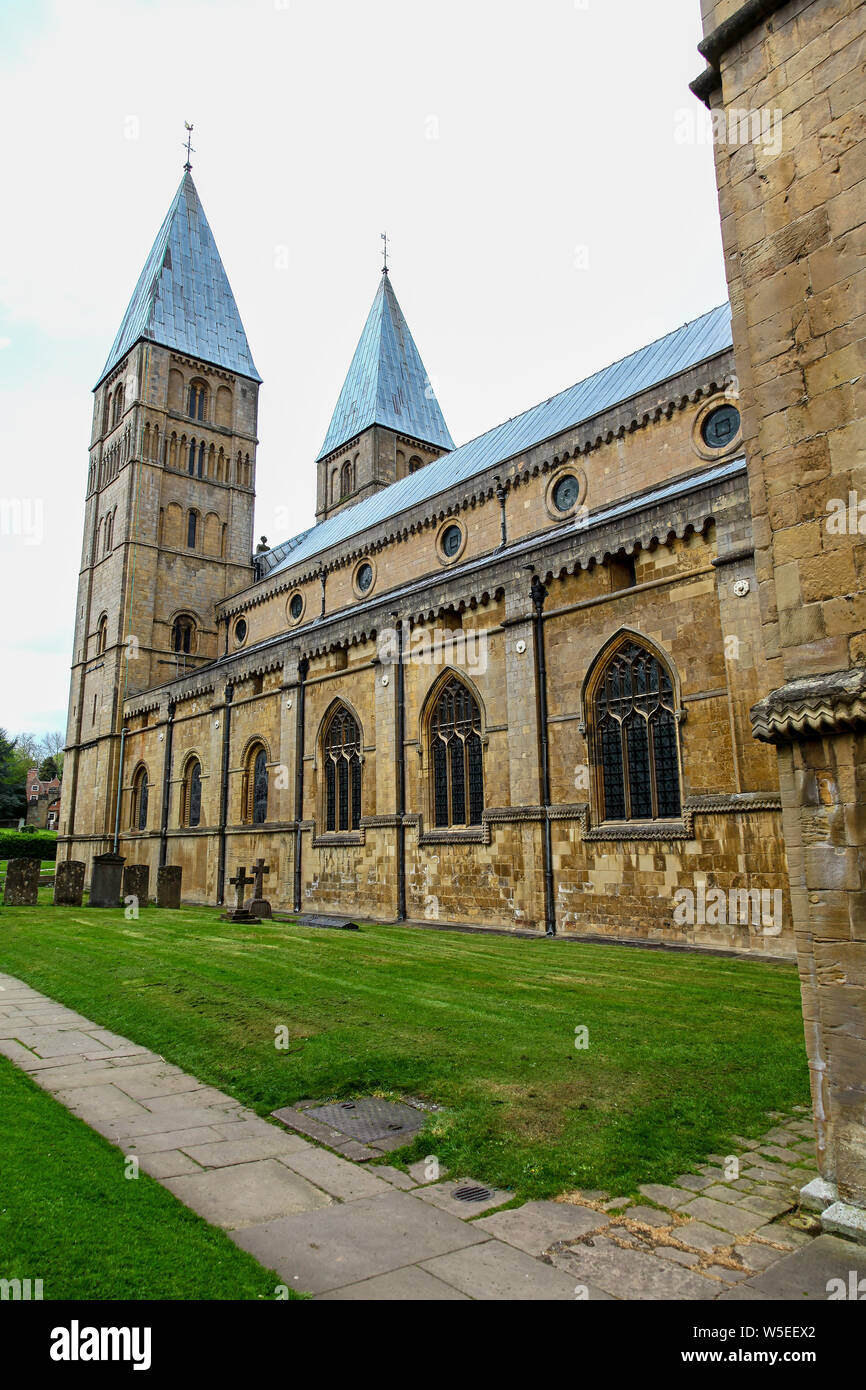 Le torri, conosciuto localmente come Pepperpots, presso la Chiesa Cattedrale di Southwell Minster, southwell, Nottinghamshire, England, Regno Unito Foto Stock