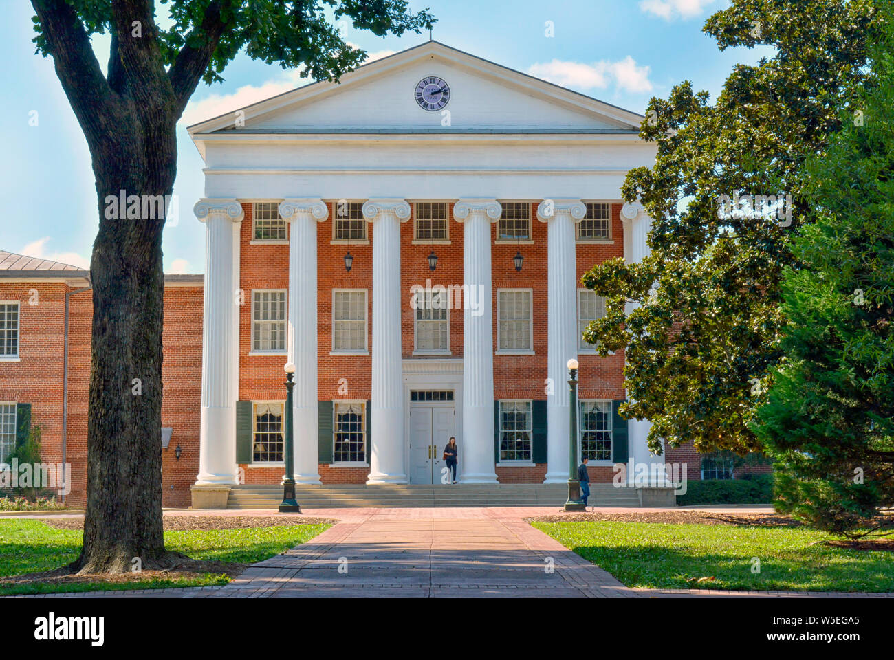 Il Liceo edificio era la vista di una sanguinosa dei diritti civili scontro nel 1962 sull'Ole Miss Campus presso la University of Mississippi, Oxford, MS Foto Stock