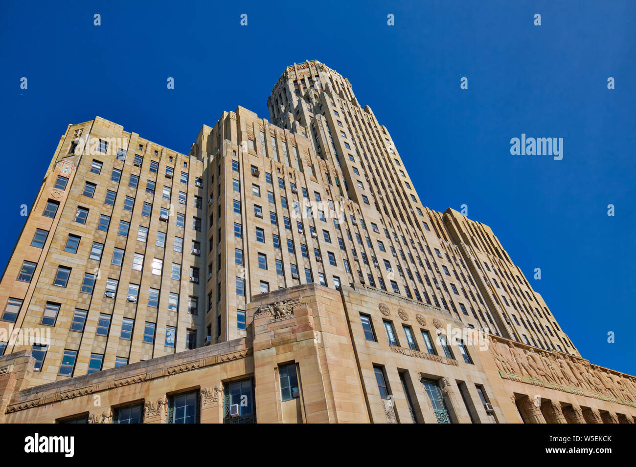 Il bufalo, USA-20 luglio, 2019: Buffalo City Hall, il 378-piedi-alto edificio è la sede di governo comunale, uno dei più grandi e più alto municip Foto Stock