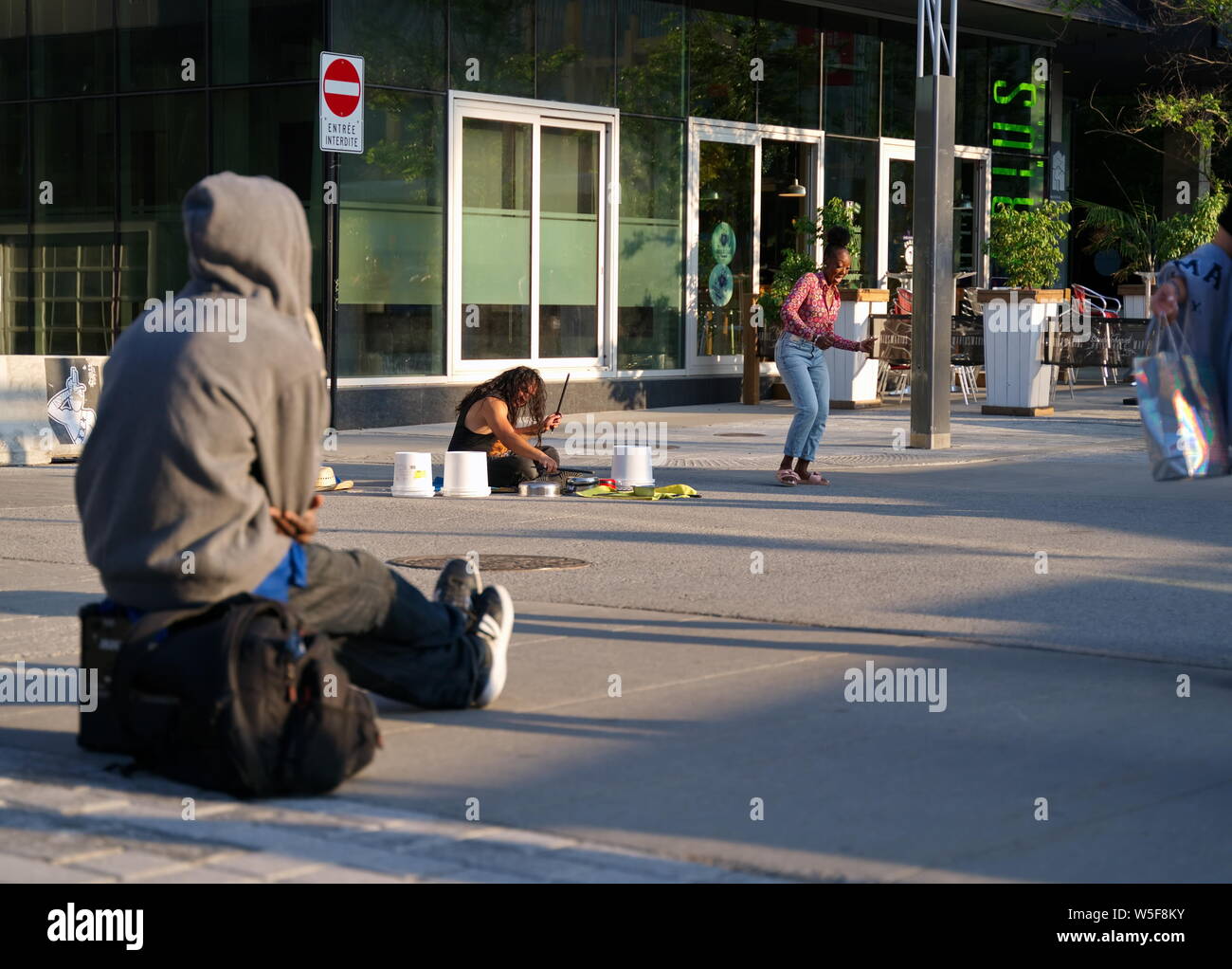 Il Quebec Montreal, Canada. Lug 2019. Eventi, spettacoli di commedia, esecutori e divertimento e cibo, al solo per Ride Festival. Editoriale illustrativa. Foto Stock