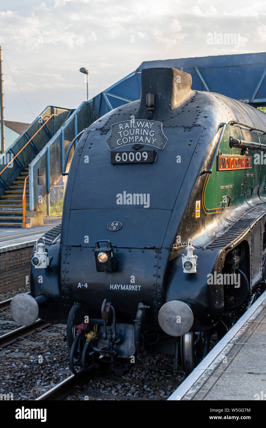 I treni a Grateley South Western Railway Station in Hampshire Inghilterra Foto Stock