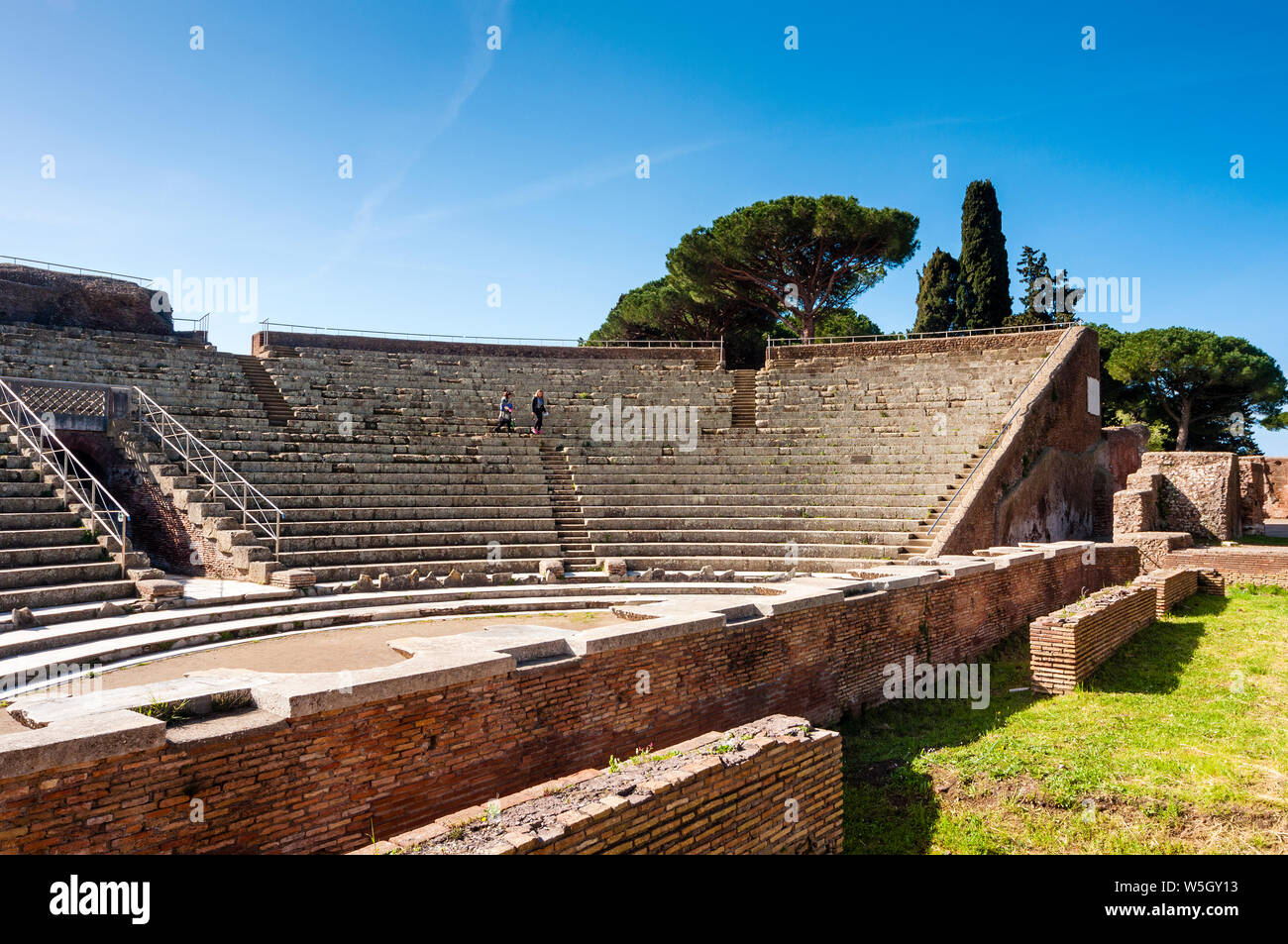 Teatro, Ostia antica area archeologica di Ostia, della provincia di Roma, Lazio, l'Italia, Europa Foto Stock