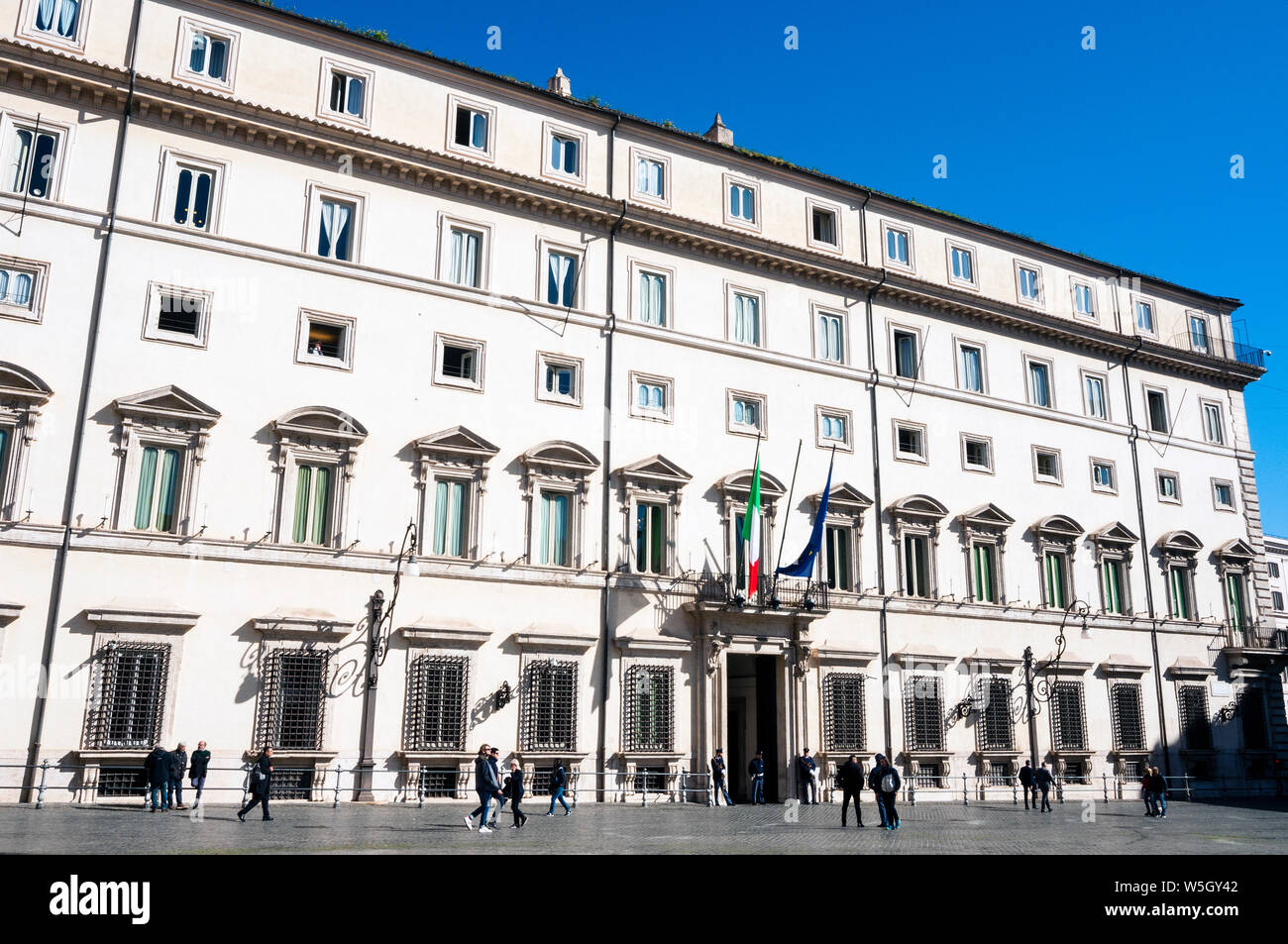 Palazzo Chigi (residenza del Primo Ministro della Repubblica Italiana), Piazza Colonna, Roma, Lazio, l'Italia, Europa Foto Stock