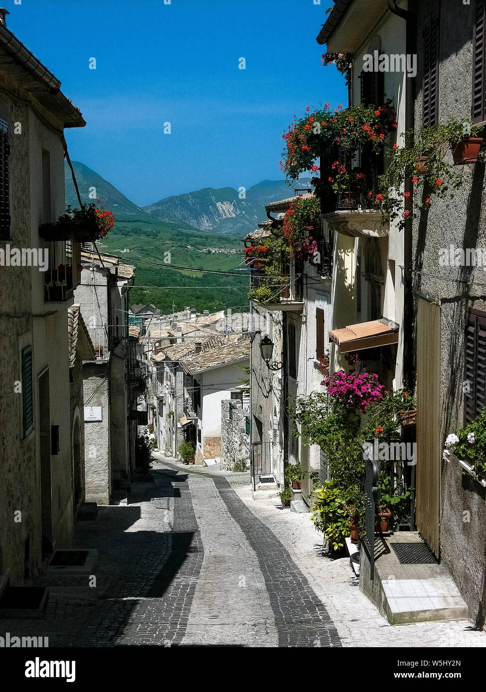 Italia Abruzzo Majella - Caramanico Terme Via San Vincenzo Foto Stock