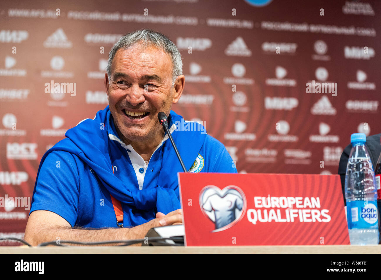 Saransk, Russia - 8 giugno 2019. San Marino Nazionale di calcio coach Franco Varrella in occasione di una conferenza stampa in seguito sconfitta 0-9 in UEFA EURO 2020 Foto Stock