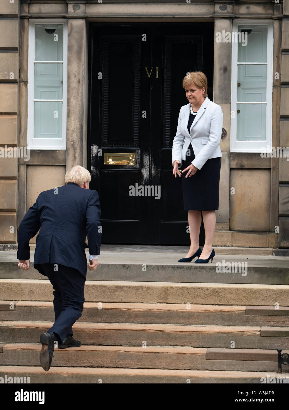 Edimburgo, Scozia, Regno Unito. 29 Luglio, 2019. Il primo ministro Boris Johnson incontra del Primo ministro di Scozia Nicola Storione al Bute House di Edimburgo sulla sua visita in Scozia. Credito: Iain Masterton/Alamy Live News Foto Stock