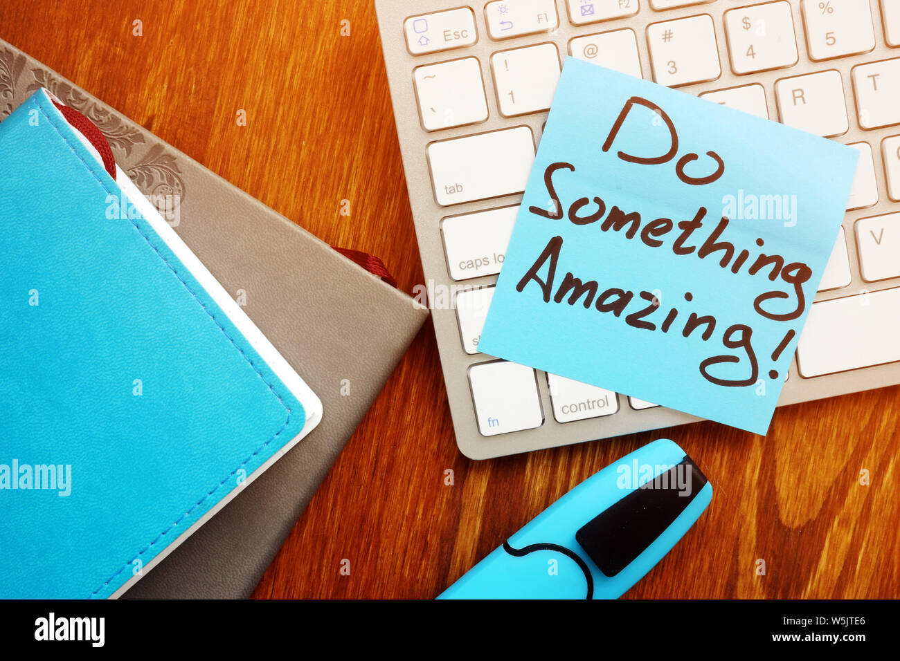 Fare qualcosa di straordinario. La motivazione e la citazione di ispirazione. Foto Stock