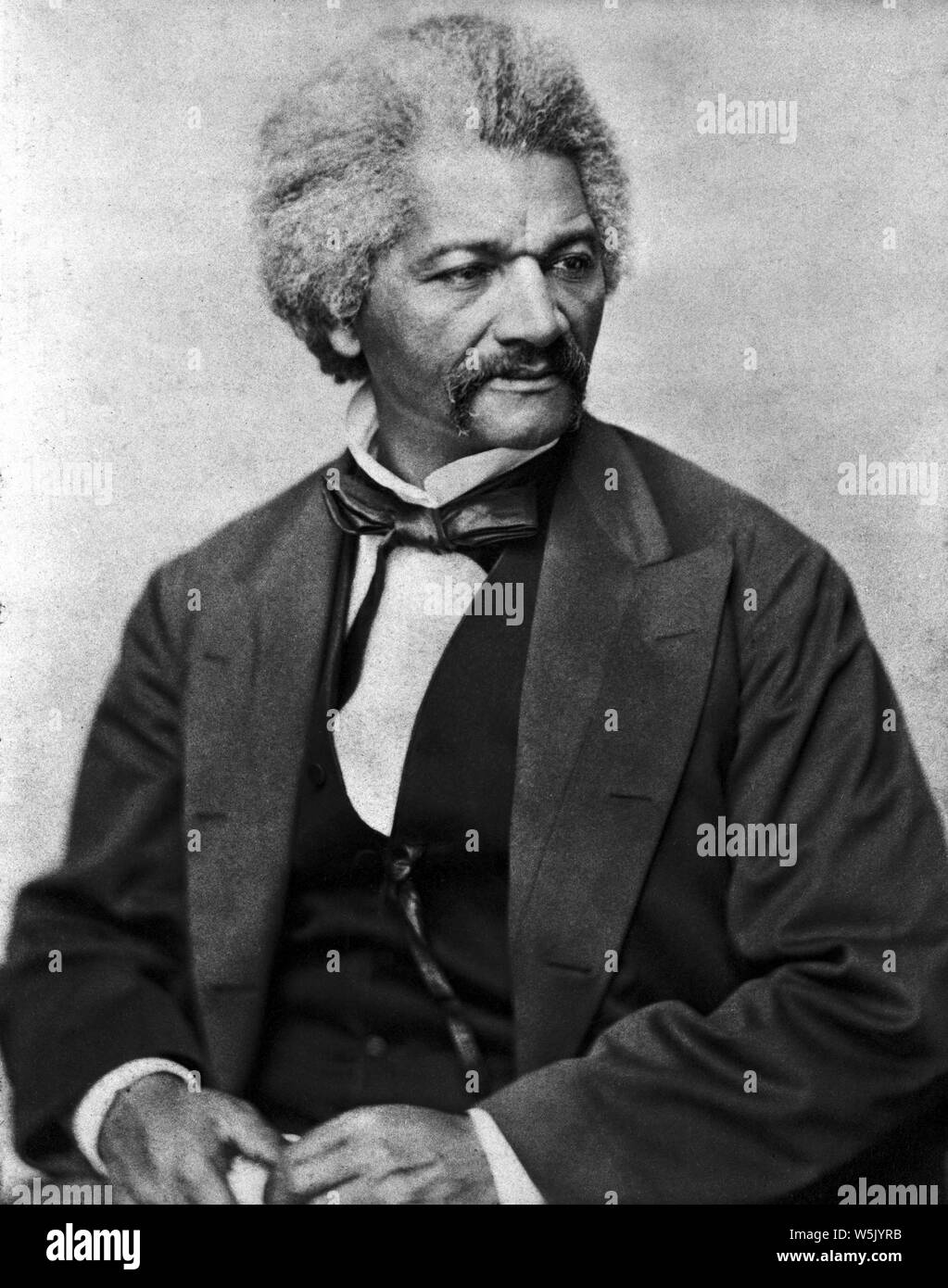 Frederick Douglass (1818-95), American riformista sociale, verità e statista, Half-Length ritratto, fotografia di George Francis Schreiber, 1870 Foto Stock