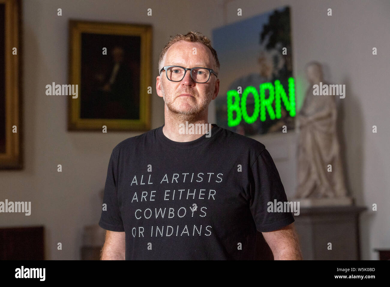 Il futuro è dentro di noi, non è da qualche altra parte l'artista Nathan Coley esposto nella Parliament Hall come parte dell'Edinburgh Art Fes Foto Stock