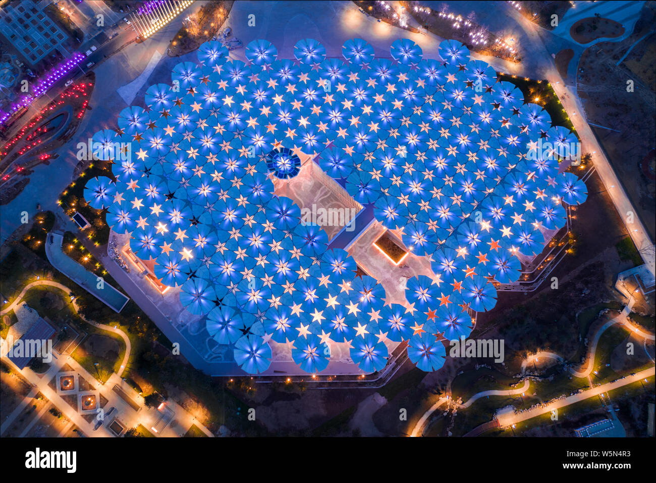 Vista aerea del sito del 2019 Internazionale di Pechino mostra orticola in Pechino, 31 marzo 2019. Slated per il kick off del 29 aprile Foto Stock