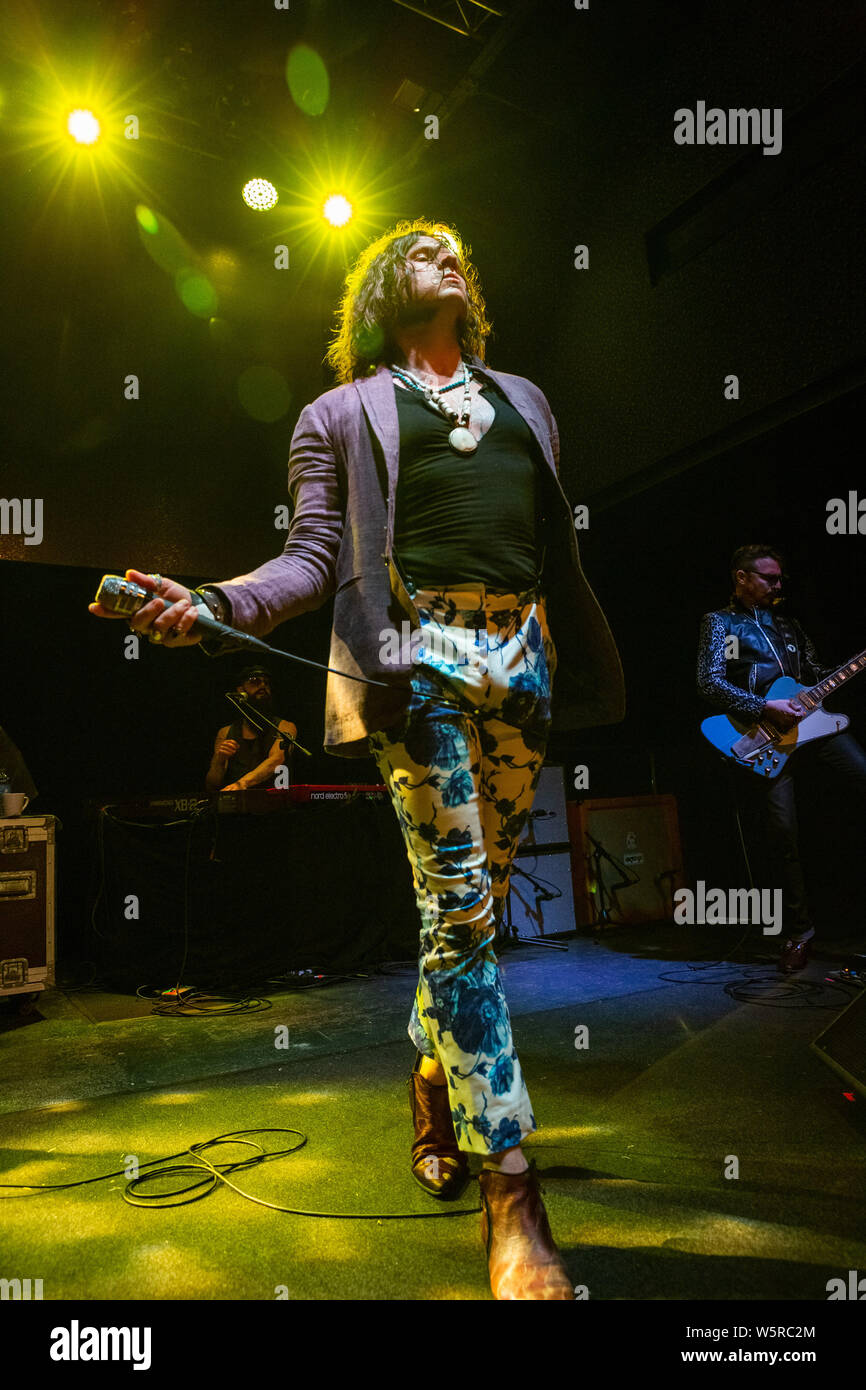 Rivale figli esibirsi dal vivo sul palco a Lisboa Ao Vivo a Lisbona, Portogallo. Dotato di: Jay Buchanan, rivale figli dove: Lisbona, Lisbona area metropolitana, Portogallo quando: 28 giu 2019 Credit: Rui M Leal/WENN.com Foto Stock