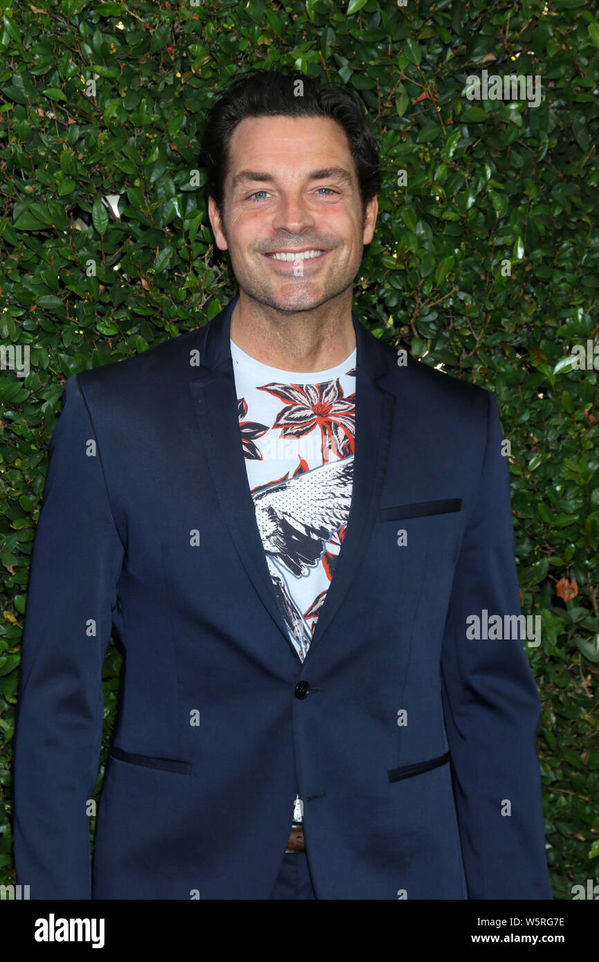 Luglio 26, 2019, Beverly Hills, CA, Stati Uniti d'America: LOS ANGELES - Lug 26: Brennan Elliott all'Hallmark estate 2019 TCA Party presso la residenza privata sulla luglio 26, 2019 a Beverly Hills, CA (credito Immagine: © Kay Blake/ZUMA filo) Foto Stock