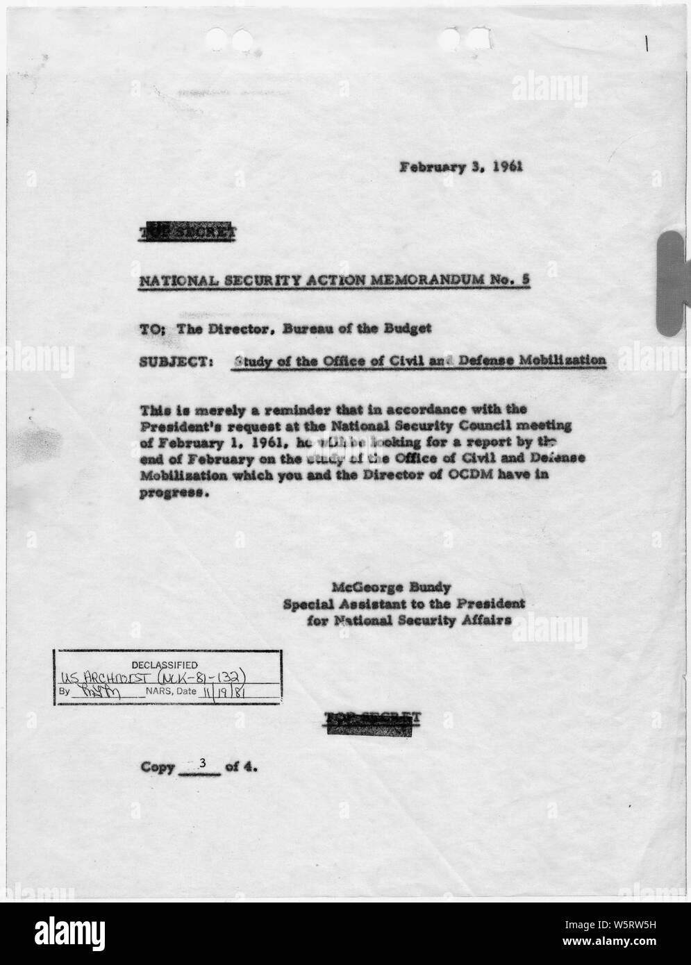 La sicurezza nazionale azione Memorandum n. 5 Studio dell'Ufficio di civili e di difesa; mobilitazione Portata e contenuto: Memorandum per il direttore dell'Ufficio di presidenza del bilancio relativo a uno studio dell'Ufficio di civili e di difesa mobilitazione. Foto Stock