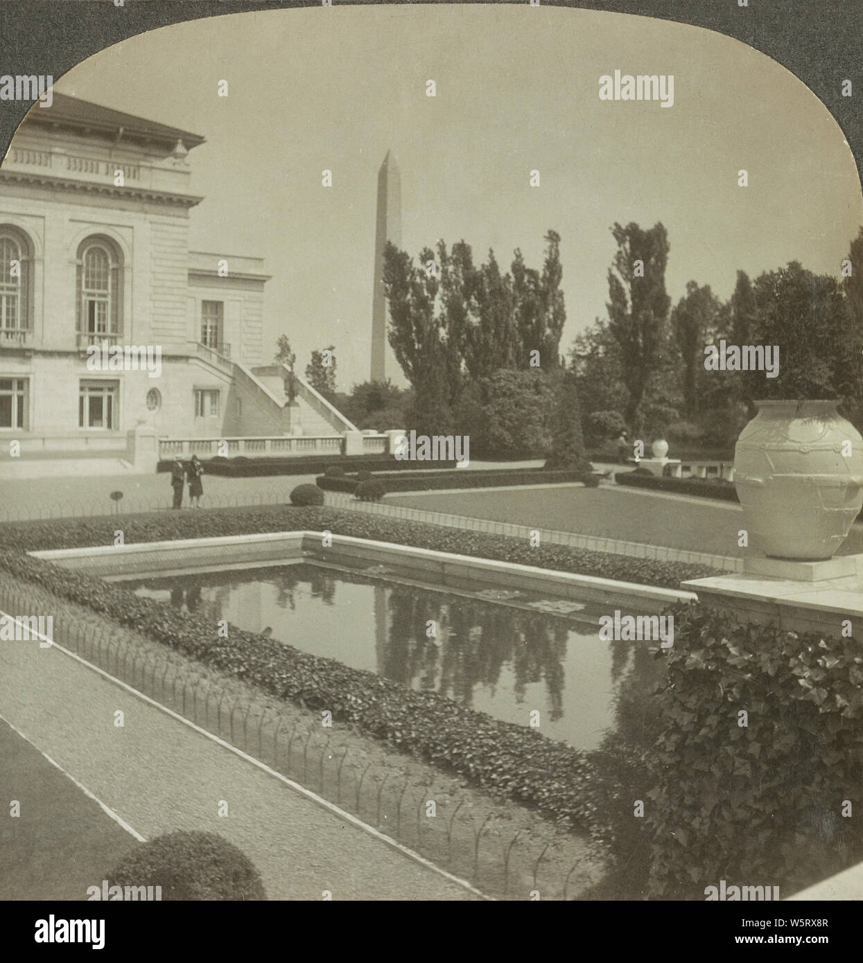 Nel giardino azteco del Panamericano Union Building, Washington D.C. 1928. Foto Stock