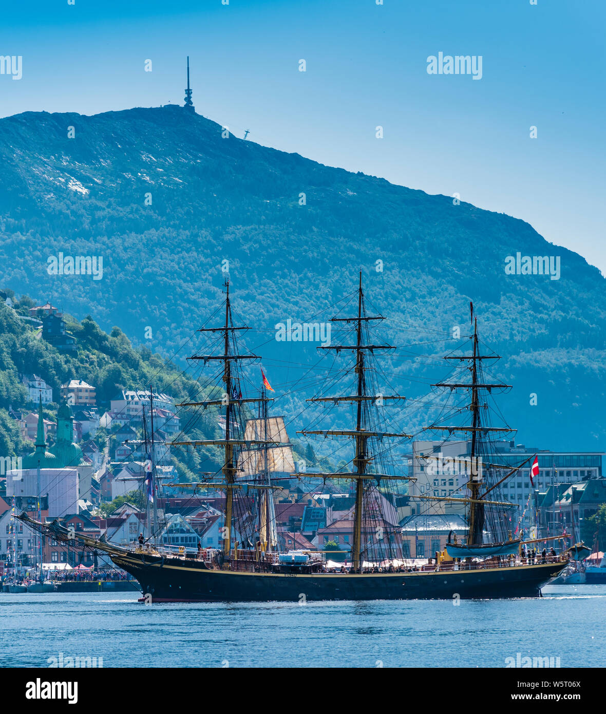 Tall Ships gare di Bergen, Norvegia, luglio 2019. Foto Stock