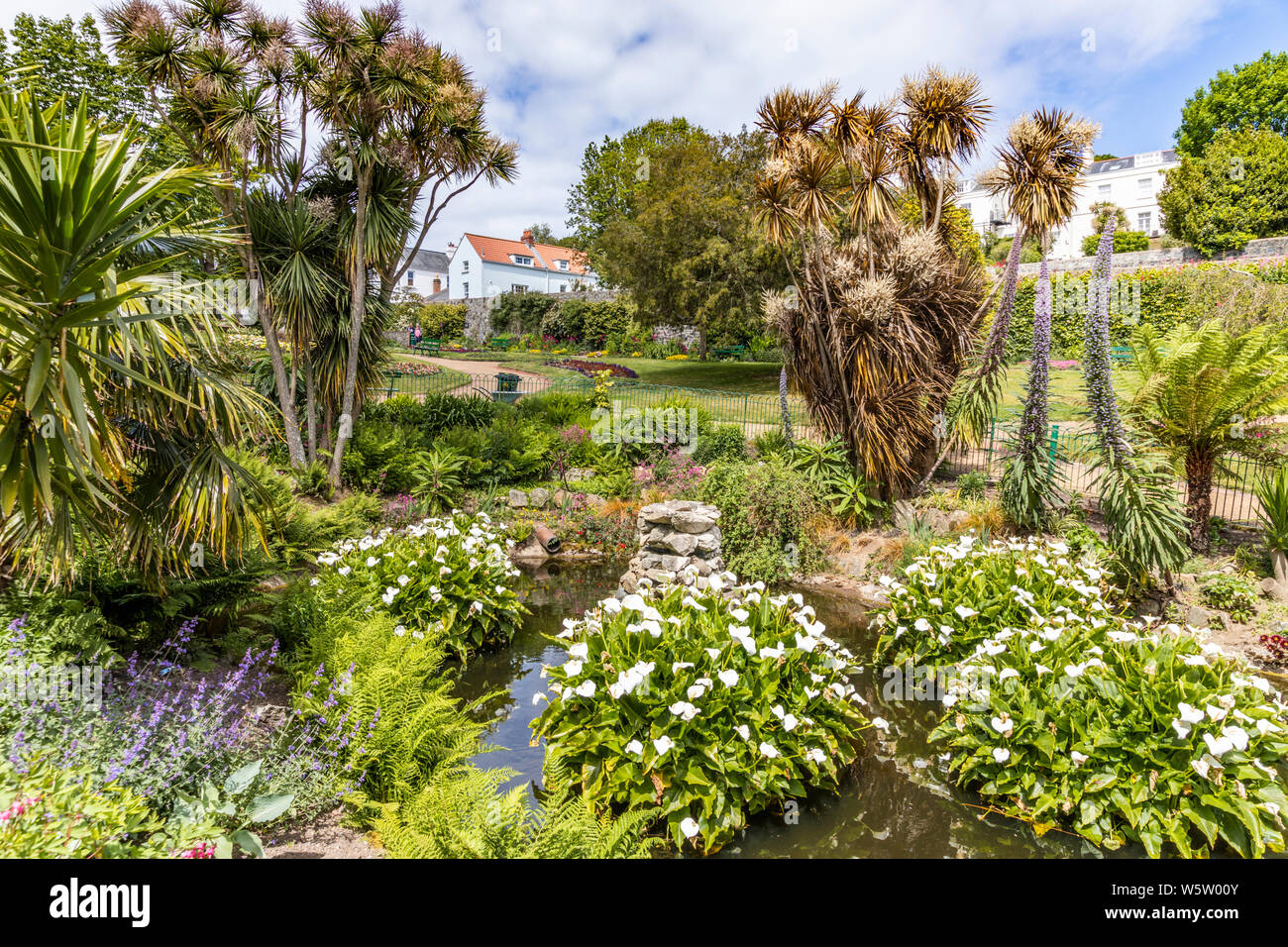 Candie Gardens, restaurata alla fine del XIX secolo i giardini, St Peter Port Guernsey, Isole del Canale della Manica UK Foto Stock