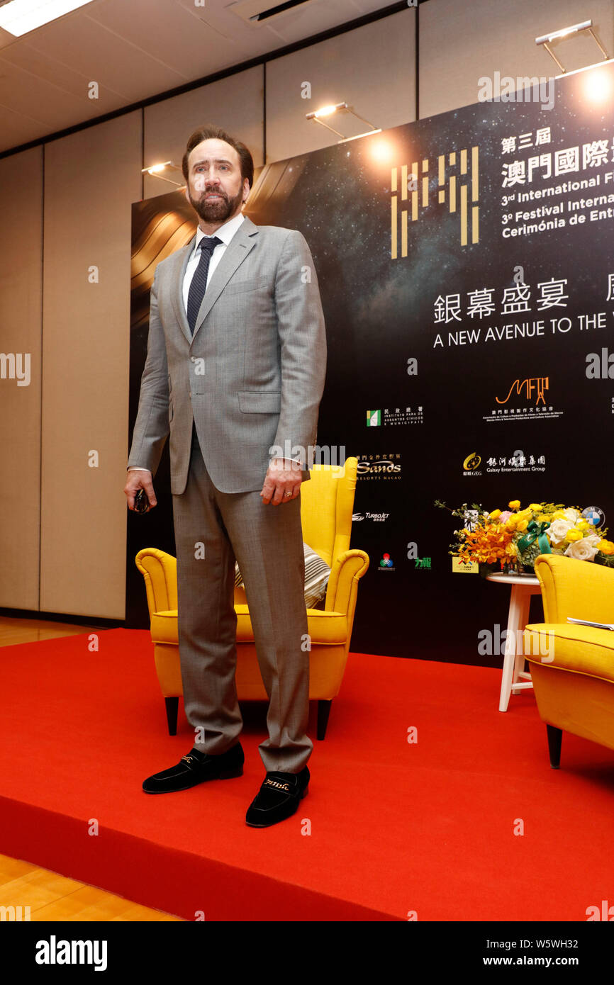 Attore americano Nicolas Cage partecipa alla conferenza stampa per il 3° Festival Internazionale del Film e di premi di Macao (IFFAM) 2018 a Macau, Cina, 8 Dece Foto Stock