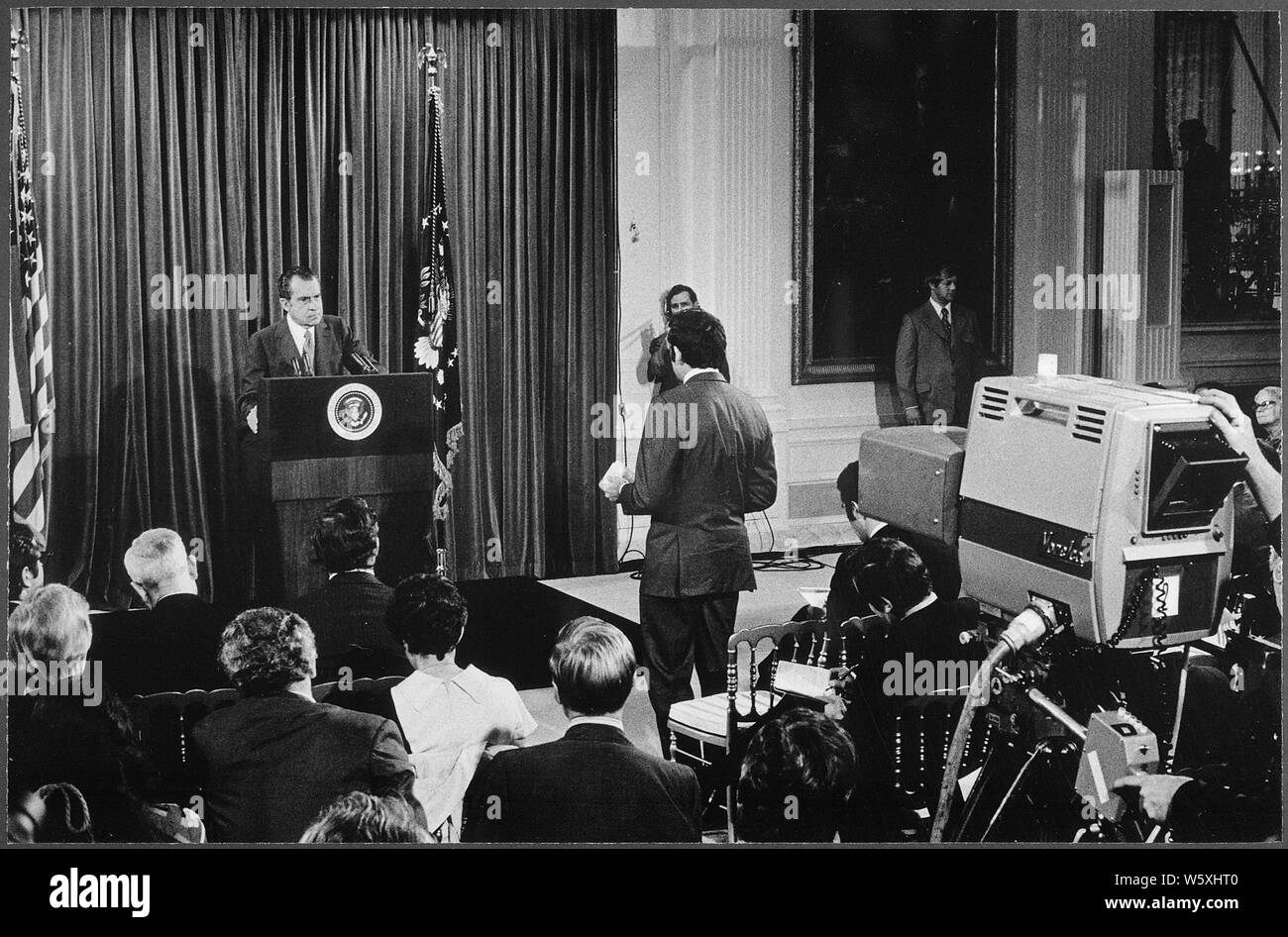 Richard M. Nixon conferenza stampa; Portata e contenuto: Nella foto: Richard M. Nixon, Dan piuttosto. Oggetto: Conferenze Stampa. Foto Stock