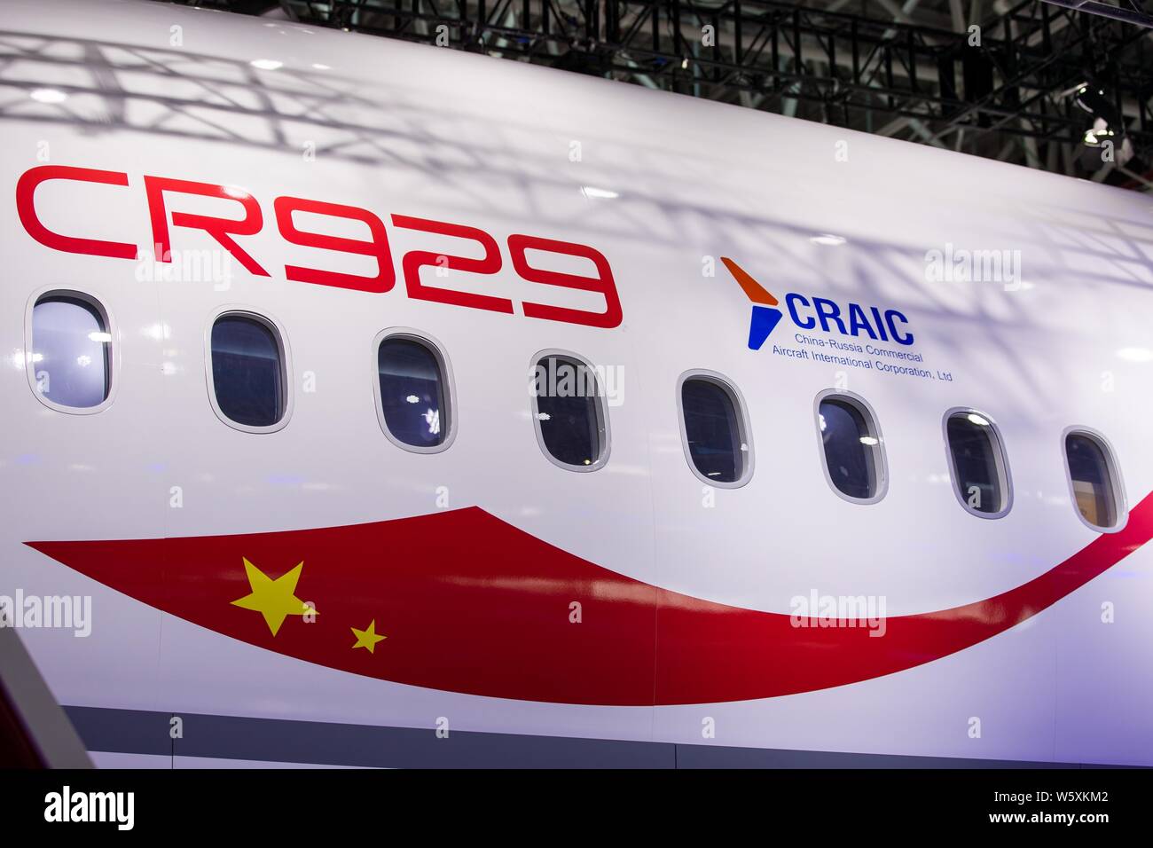 Un full-size mock-up del CR929 widebody jet del passeggero visualizzati da Sino-Russian joint venture CRAIC e sviluppato congiuntamente dalla Russia nel Regno Aircraf Foto Stock