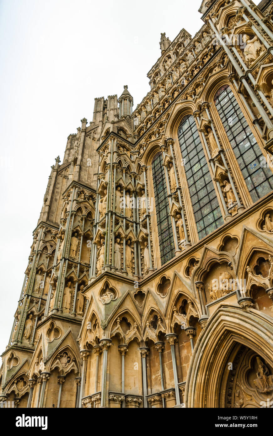 Cattedrale di Wells con i suoi intricati intarsi. Foto Stock