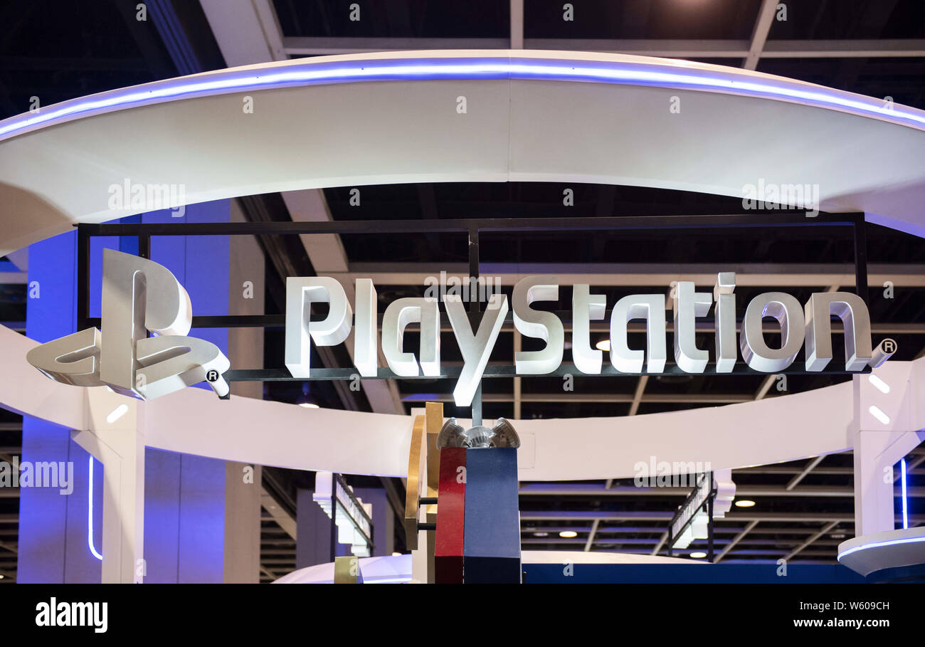 Luglio 28, 2019, Hong Kong, Cina: multinazionale giapponese video gaming marchio di proprietà di Sony, PlayStation, il logo è visto presso il suo stand durante la Ani-Com & Games evento in Hong Kong. Credito: Budrul Chukrut SOPA/images/ZUMA filo/Alamy Live News Foto Stock