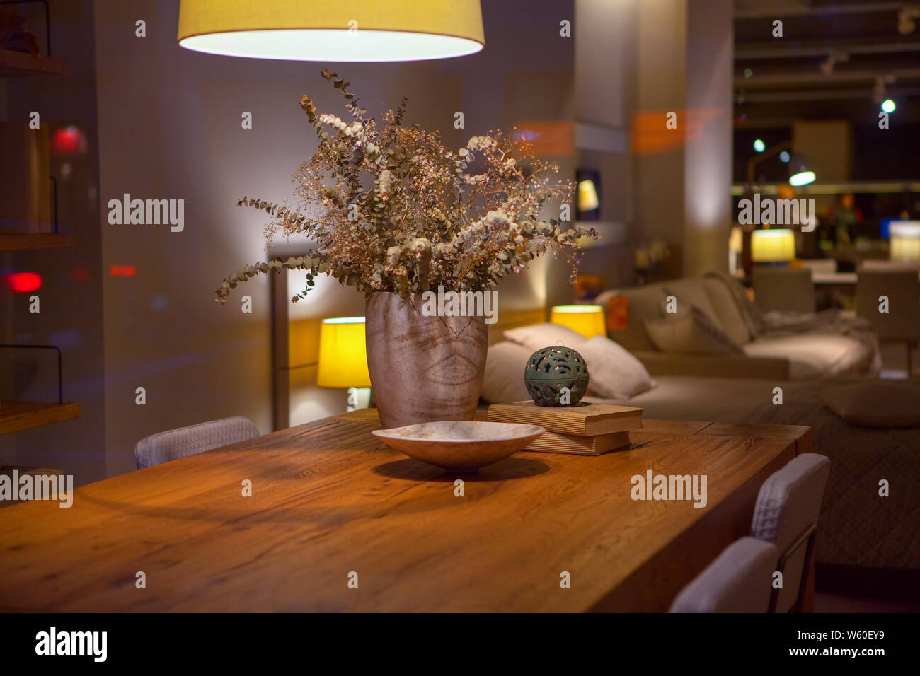 Interno della camera confortevole con un design moderno Foto Stock