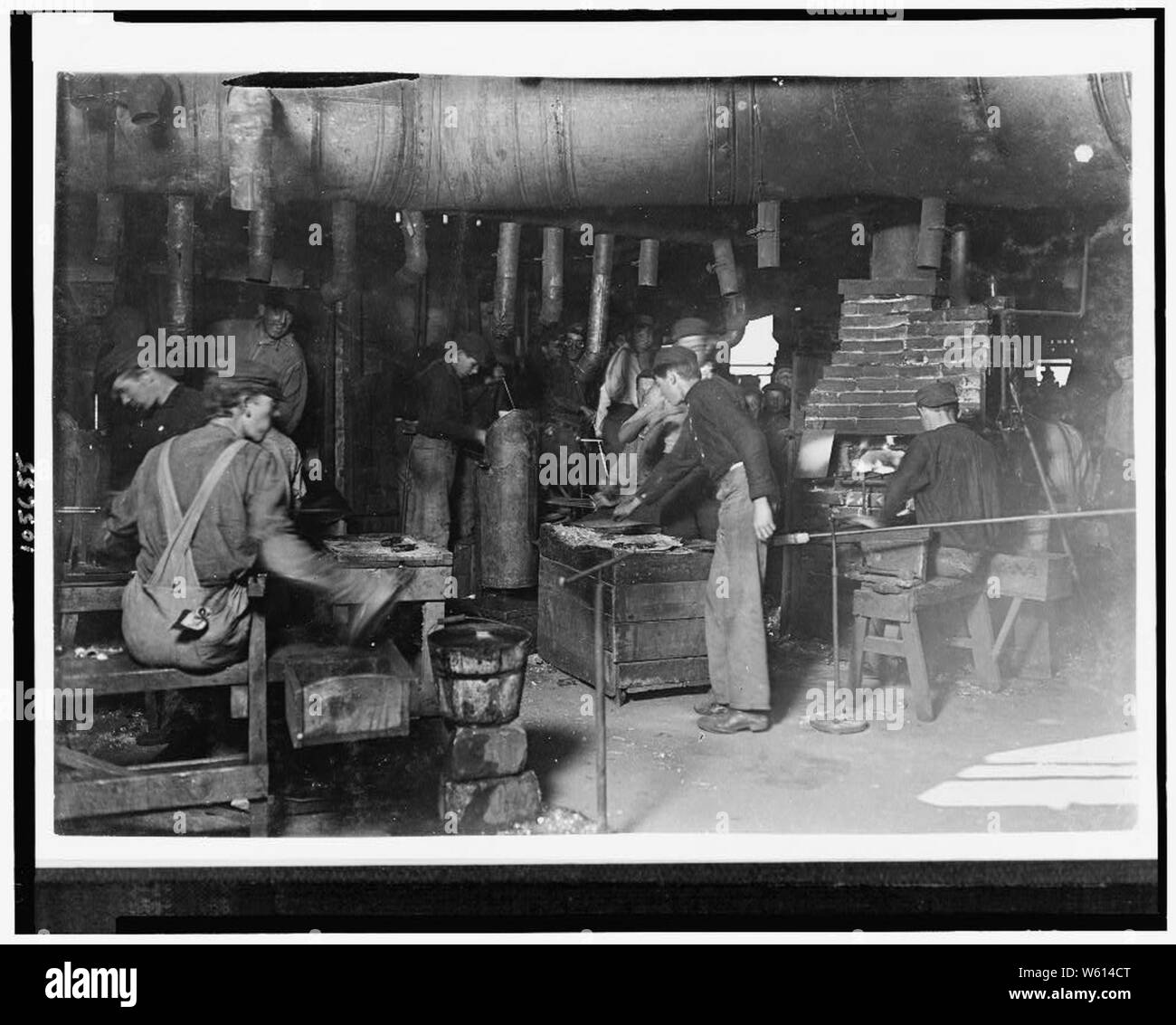 Giorno di scena in un Indiana di opere in vetro. Agosto,1908. Foto Stock