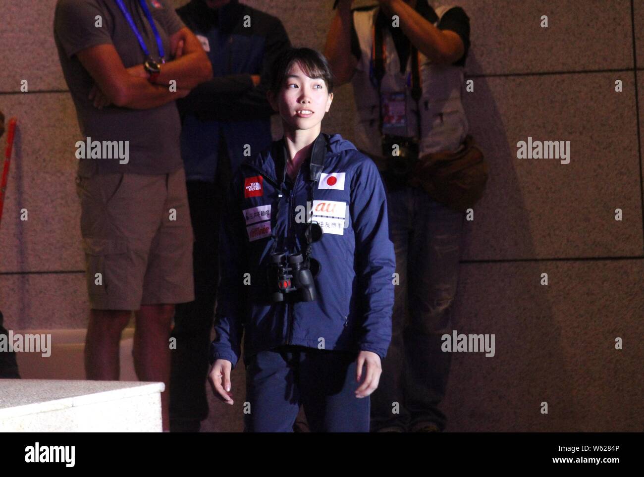 Aika Tajima del Giappone è raffigurato dopo la donna della velocità finale di stagione corrispondere durante il 2018 la Federazione internazionale di arrampicata sportiva (IFSC) Mondo Cu Foto Stock