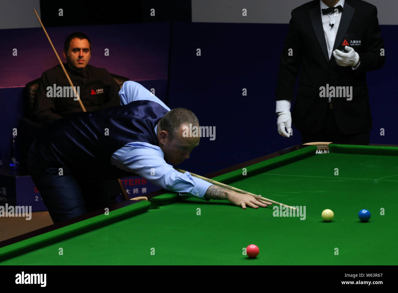 Mark Williams del Galles mostra la sua abilità durante la Nazionale Dilettanti Masters di Snooker prima del 2018 Shanghai Masters snooker nel torneo di Shanghai, C Foto Stock