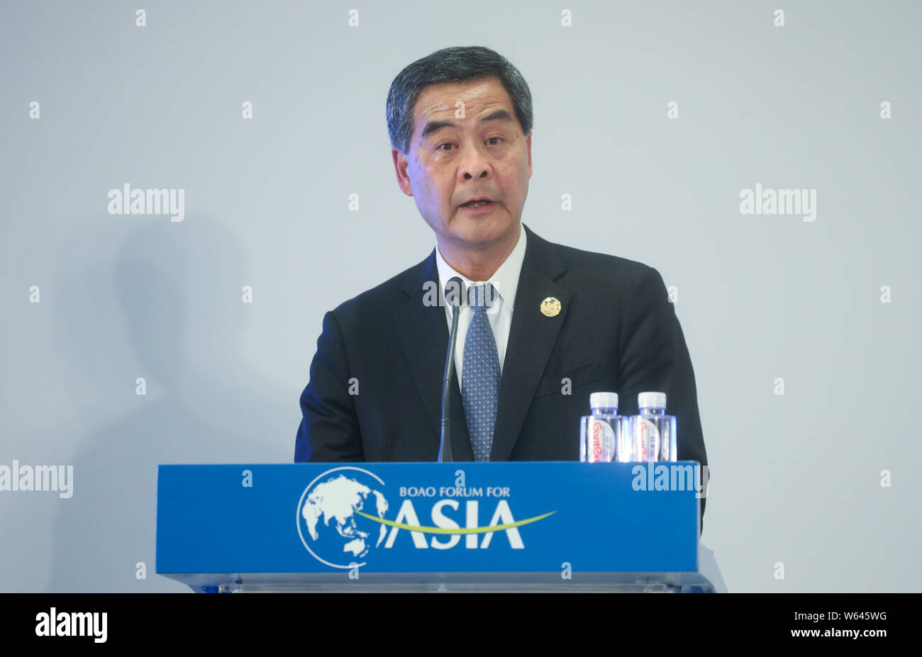 --FILE--Ex Hong Kong Chief Executive Leung Chun-ying, noto anche come CY Leung, frequenta un sub-forum durante il Forum Boao per l Asia Conferenza annuale Foto Stock