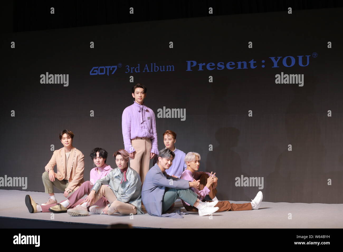 Membri del sud coreano di boy band Got7 frequentare una vetrina per rilasciare il terzo album in studio " presente: Si' a Seul, Corea del Sud, 17 settembre 2018. Foto Stock