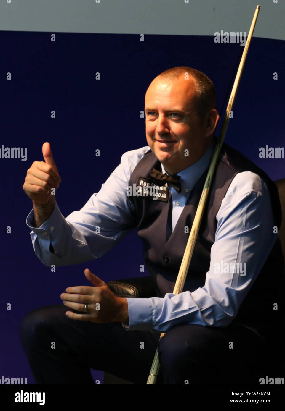 Mark Williams del Galles reagisce durante la Nazionale Dilettanti Masters di Snooker prima del 2018 Shanghai Masters snooker nel torneo di Shanghai, Cina, 9 Se Foto Stock