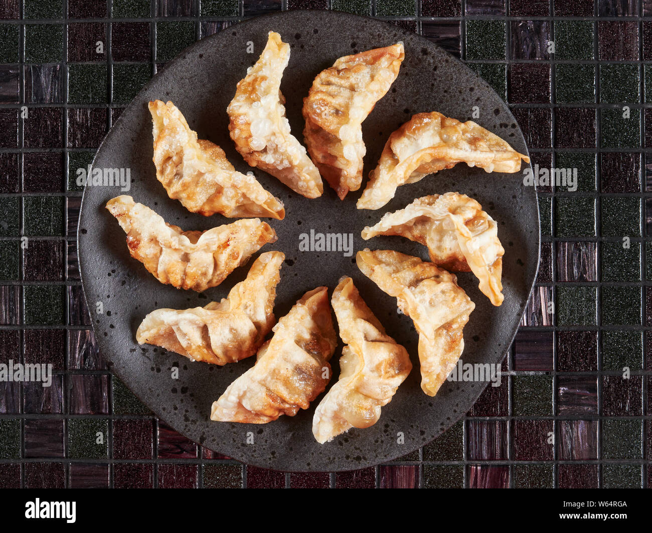 Gyoza gnocchi con carni bovine bulgogi il riempimento Foto Stock