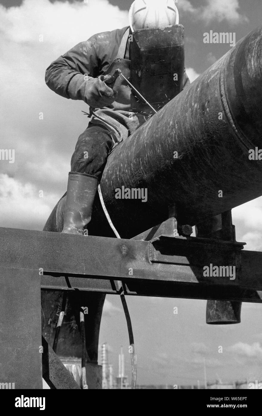 Saldatore lavoratore, 1960 Foto Stock