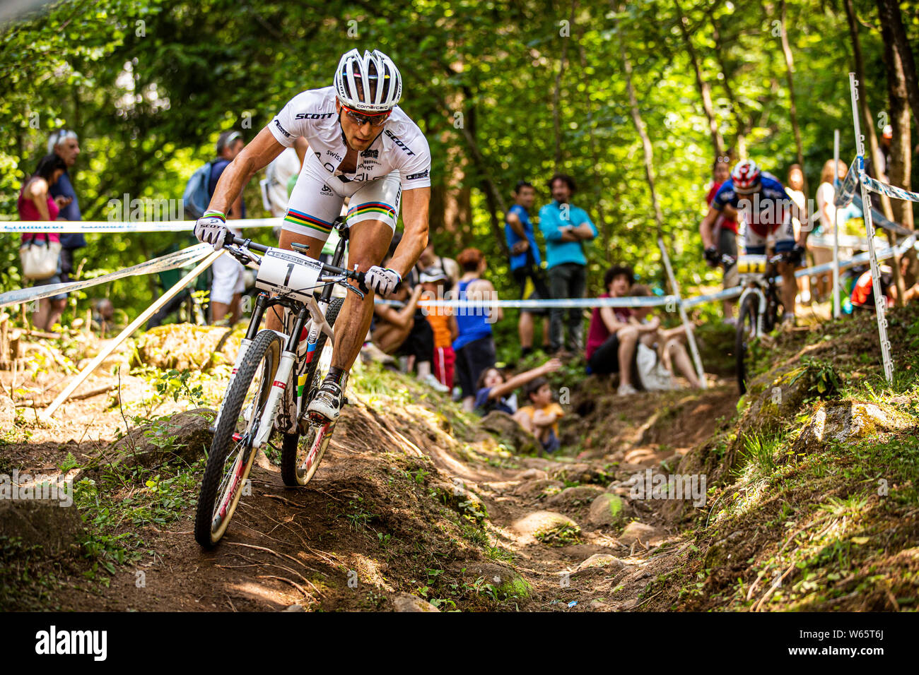 Giugno 15, 2013 - VAL DI SOLE, Italia. Nino Schurter a UCI Mountain Bike Cross Country Coppa del mondo. Foto Stock