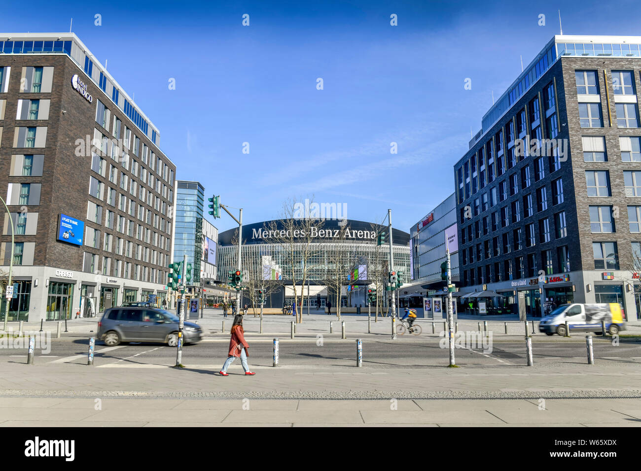 Mercedes Benz Arena, Mercedes-Benz-Platz, Muehlenstra?e, Friedrichshain di Berlino, Deutschland Foto Stock