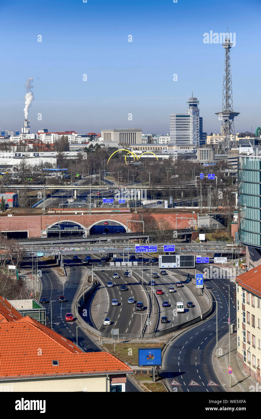 Autobahnkreuz Funkturm, Charlottenburg di Berlino, Deutschland Foto Stock