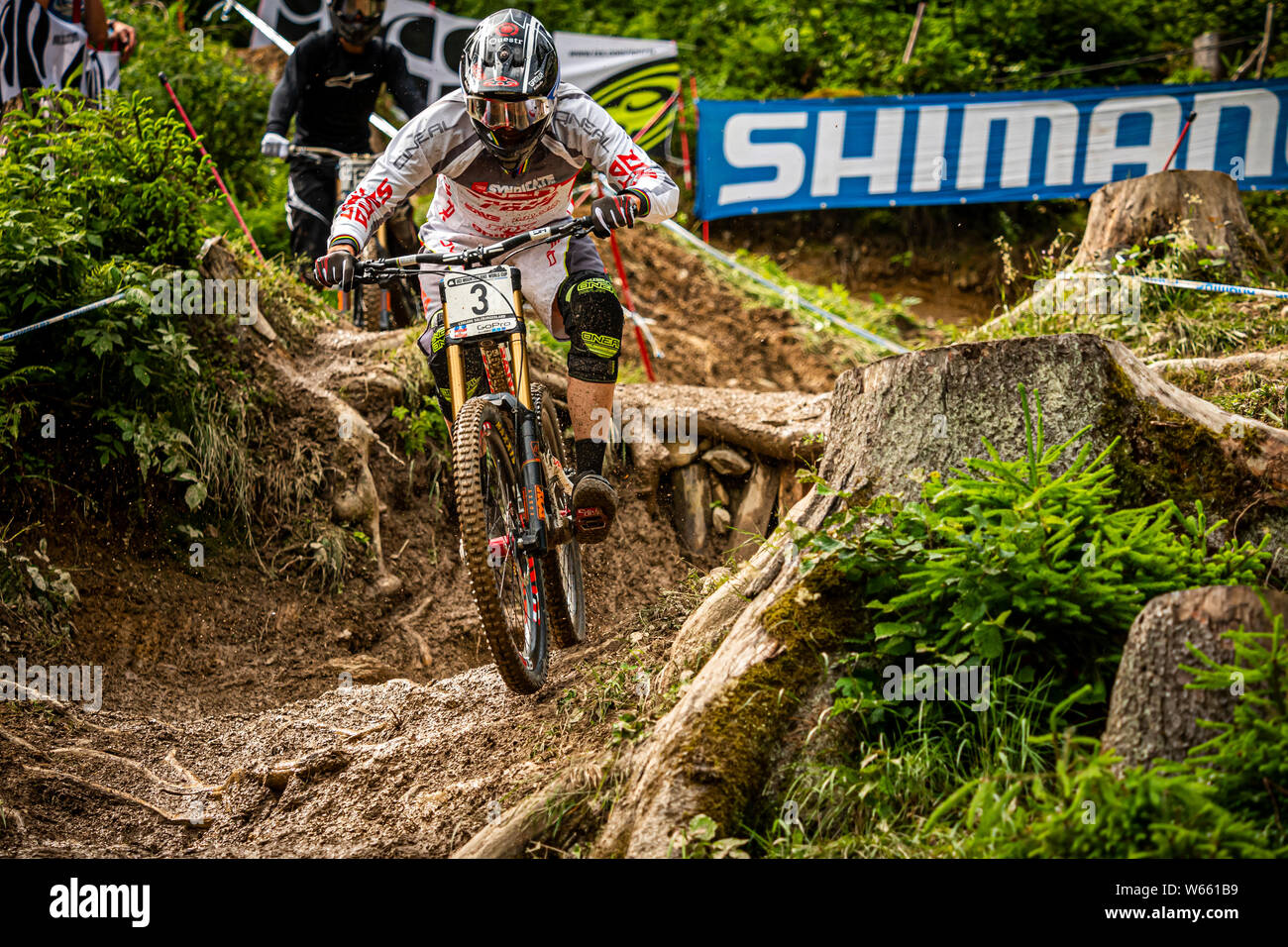 Giugno 13, 2015 - Leogang, Austria. Greg Minnaar racing a UCI Mountain Bike Downhill Coppa del mondo. Foto Stock