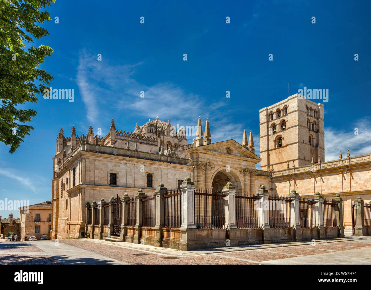 Catedral, Torre del Salvador, in Zamora, Castilla y Leon, Spagna Foto Stock